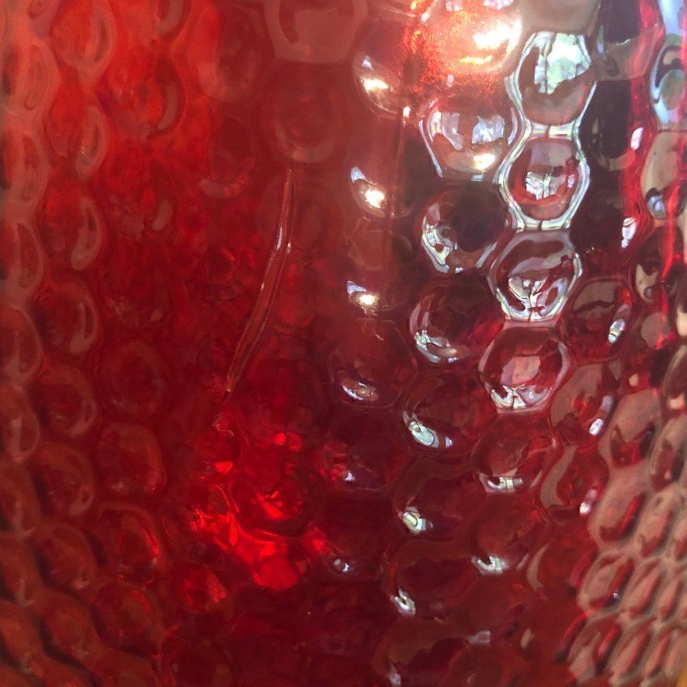 Red Vase - Picture 5 of 5